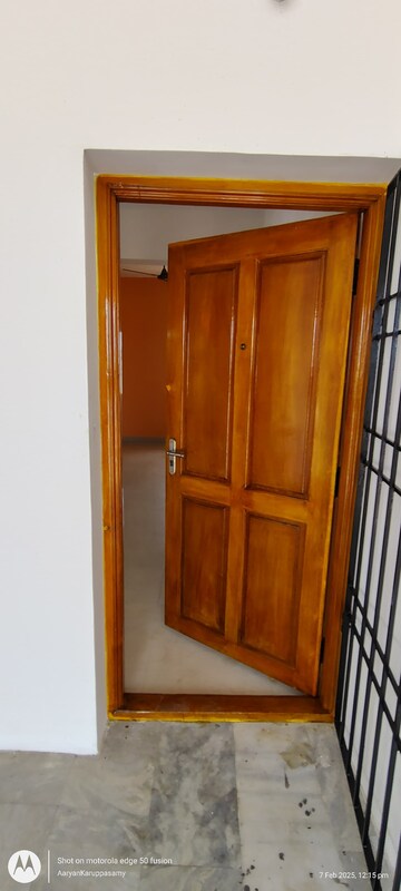 Furnished Amenities in 2 BHK Builder Floor at Tambaram West – for Sale