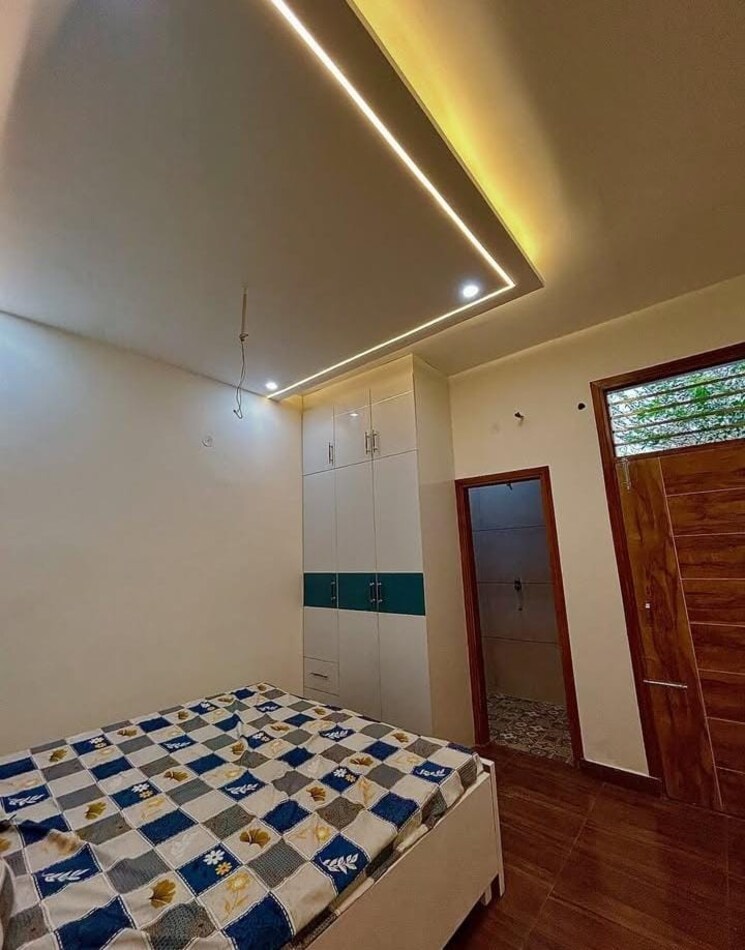 Bedroom, sector 30 3 Bedroom 2250 Sq.Ft. Builder Floor In Sector 30 Faridabad 8907927