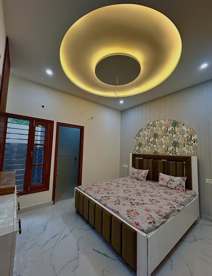 3 BHK + Pooja Room Builder Floor For Sale in Builder Floor