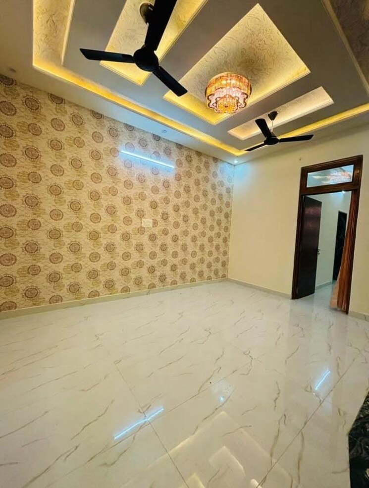 Bedroom, sector 32 3 Bedroom 2403 Sq.Ft. Builder Floor In Sector 32 Faridabad 8907965