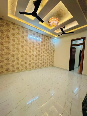 Bedroom in 3 BHK Builder Floor at Sector 32 – for Sale