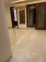 3 BHK + Servant Room 250 Sq.Yd. Builder Floor in Greater Kailash I
