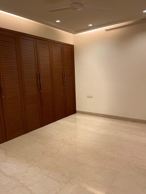 Room in 3 BHK Builder Floor at Greater Kailash I – for Sale