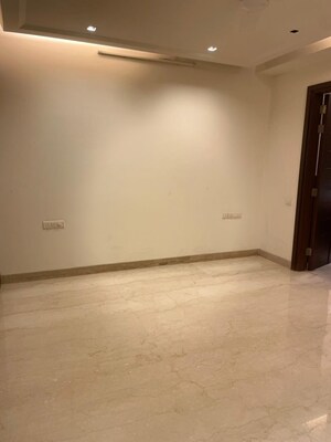 Room in 3 BHK Builder Floor at Greater Kailash I – for Sale