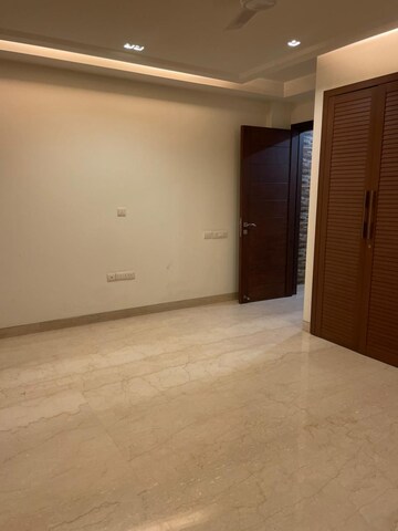 Room in 3 BHK Builder Floor at Greater Kailash I – for Sale