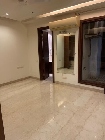 Room in 3 BHK Builder Floor at Greater Kailash I – for Sale