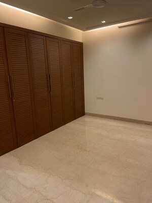 Room in 3 BHK Builder Floor at Greater Kailash I – for Sale