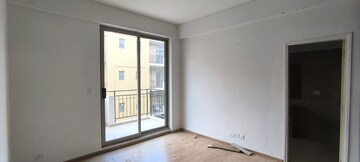 Room in 3 BHK Apartment at Vatika Xpressions, Sector 88b – for Rent
