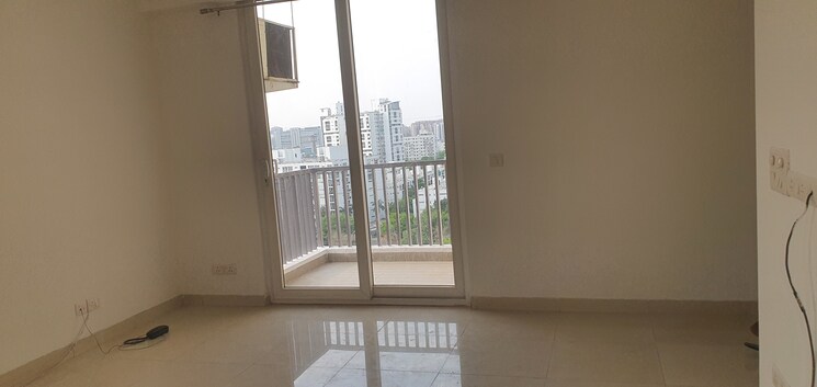 Room, emaar-the-palm-drive-palm-studios 2.5 Bedroom 1150 Sq.Ft. Builder Floor In Sector 66 Gurgaon 8908008