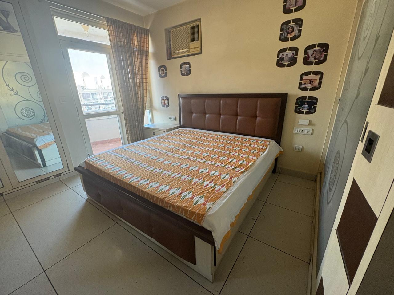 3.5 BHK + Servant Room Apartment For Rent in Eldeco Olympia