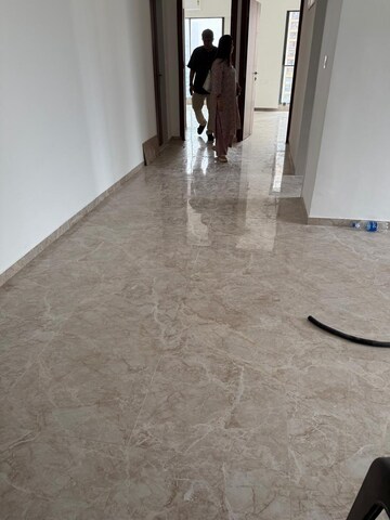 Room in 3 BHK Apartment at Matunga West – for Rent