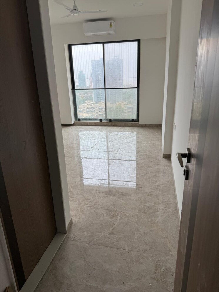 Room, matunga west 3 Bedroom 1100 Sq.Ft. Apartment In Matunga West Mumbai 8908014