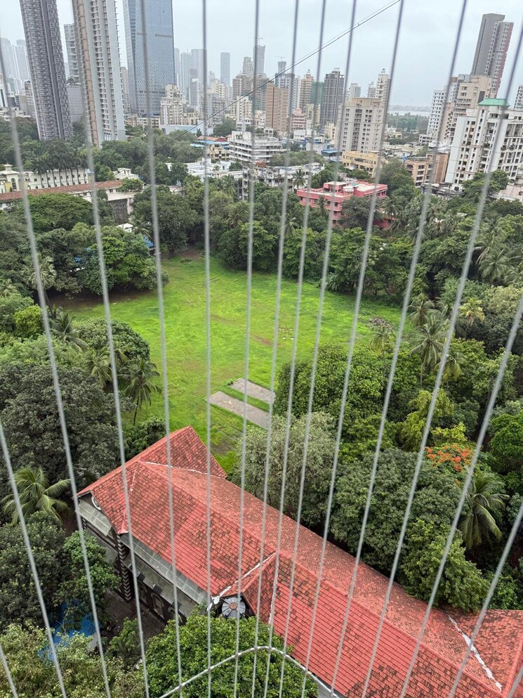 Garden, matunga west 3 Bedroom 1100 Sq.Ft. Apartment In Matunga West Mumbai 8908014