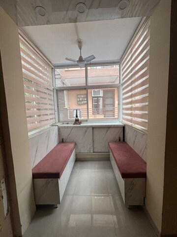 Living Room in 3 BHK Builder Floor at Sector 57 – for Rent