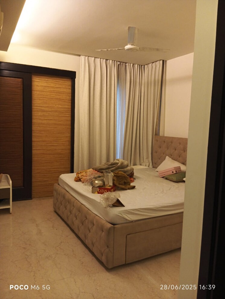 Bedroom, anand niketan 3 Bedroom 200 Sq.Yd. Builder Floor In Anand Niketan Delhi 8908054