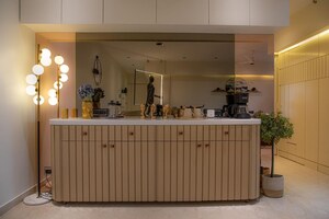 Building Lobby in 2.5 BHK Apartment at Kanakia Paris, Bandra East – for Rent