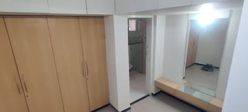 Room in 3 BHK Apartment at Satellite – for Rent
