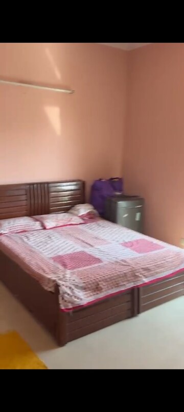 Bedroom in 2 BHK Apartment at Paramount Floraville, Sector 137 – for Rent