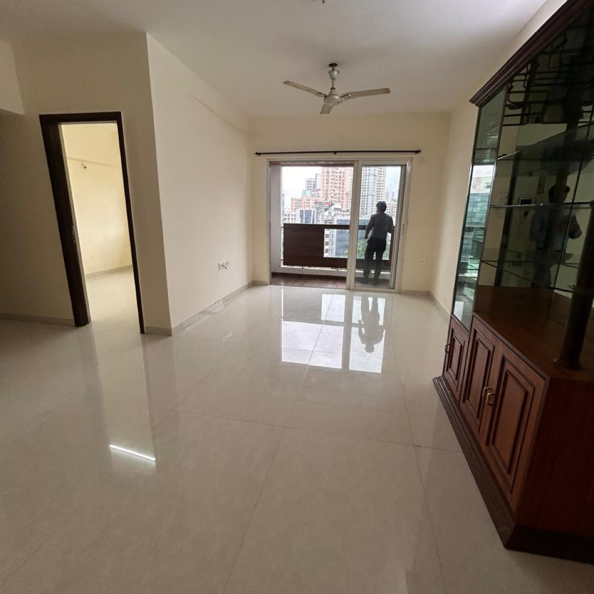 2 BHK + Extra Room Apartment For Rent in Gundecha Trillium