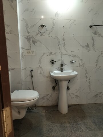 Attached Bathroom in 3 BHK Builder Floor at Chattarpur – for Rent