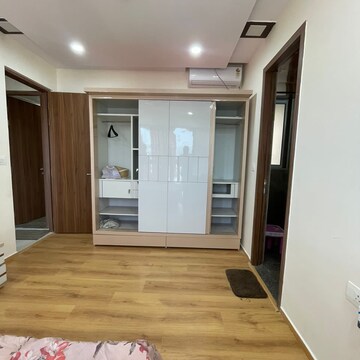 Room in 2 BHK Apartment at Shapoorji Pallonji Astron, Singh Agri Estate – for Rent