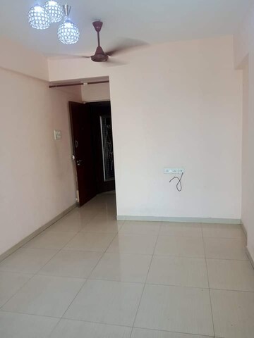 Room in 2 BHK Apartment at Suncity Complex, Powai – for Rent