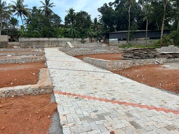  Plot For Sale in Powdikonam