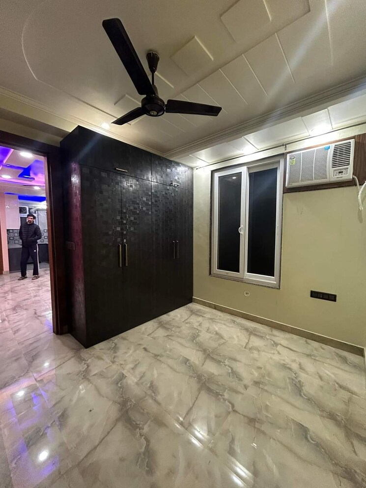 Room, sector 23 dwarka 2 Bedroom 750 Sq.Ft. Builder Floor In Sector 23 Dwarka Delhi 8908159