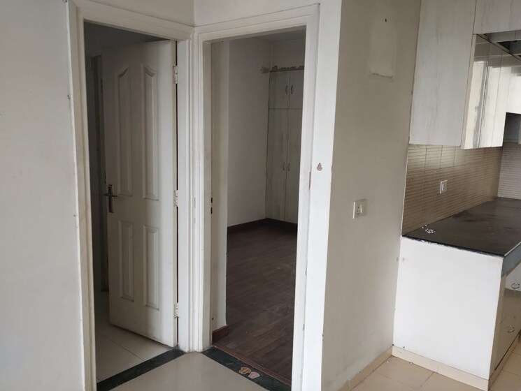 undefined, bptp-park-floors-i 3 Bedroom 180 Sq.Yd. Apartment In Sector 77 Faridabad 8908247