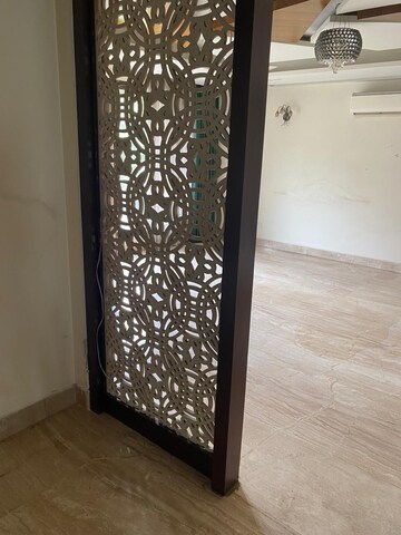 Bedroom in 4 BHK Builder Floor at Hauz Khas – for Rent