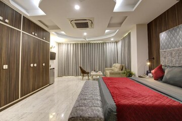 Bedroom in 3 BHK Builder Floor at Defence Colony – for Rent