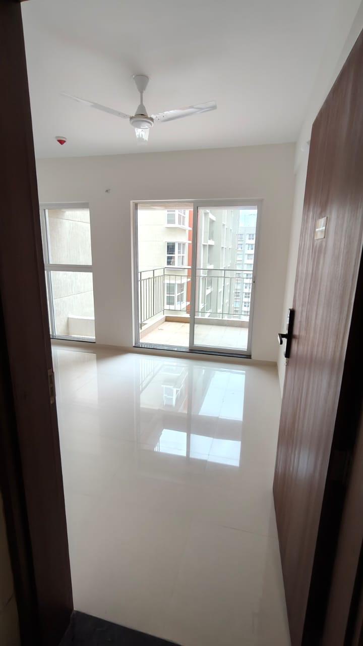 1 BHK Apartment For Rent in Divine Palm Springs