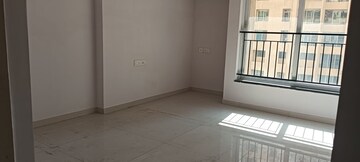 Room in 2 BHK Apartment at Rustomjee Urbania Azziano, Thane West – for Sale