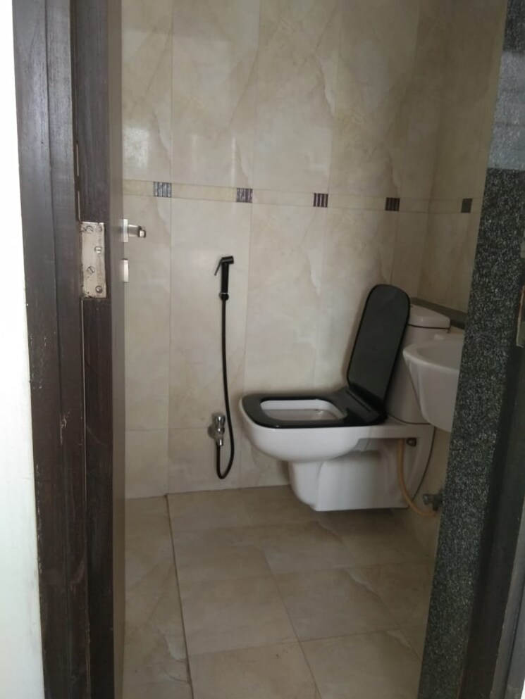 Bathroom, rohan-mithila-phase-ii 2 Bedroom 1281 Sq.Ft. Apartment In Viman Nagar Pune 8908337