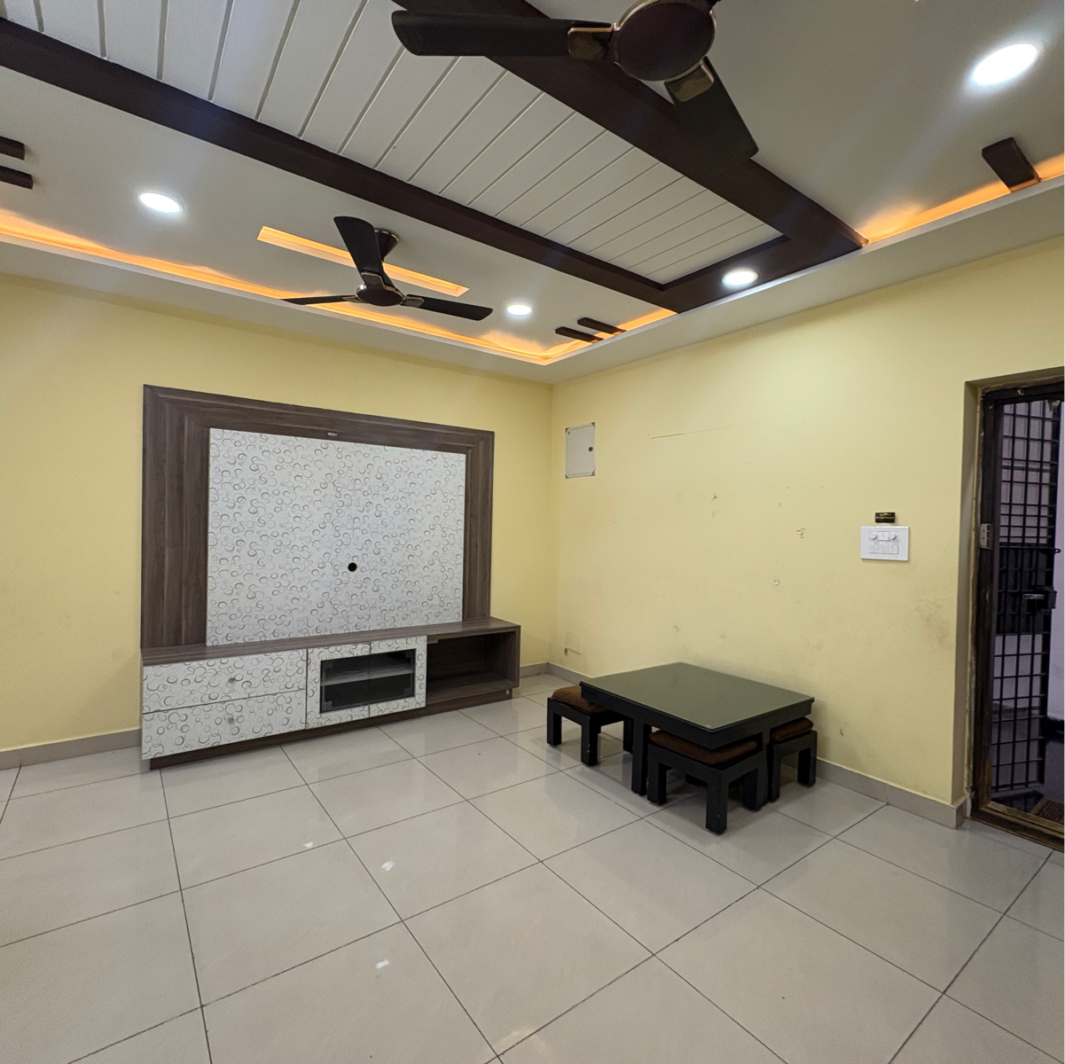 3 BHK Builder Floor For Rent in Nallagandla