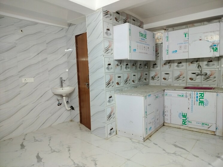 Kitchen, sarita vihar 2 Bedroom 700 Sq.Ft. Apartment In Sarita Vihar Delhi 8908399