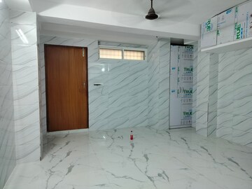 Room in 2 BHK Apartment at Sarita Vihar – for Rent
