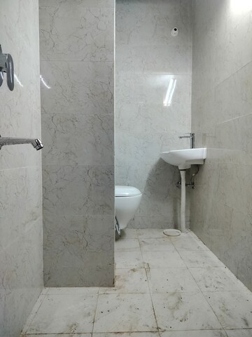 Bathroom in 2 BHK Apartment at Sarita Vihar – for Rent