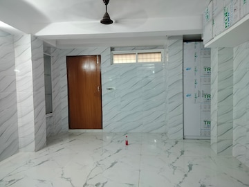 Room in 2 BHK Apartment at Sarita Vihar – for Rent