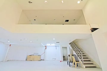  Shop For Rent in Dlf Phase ii