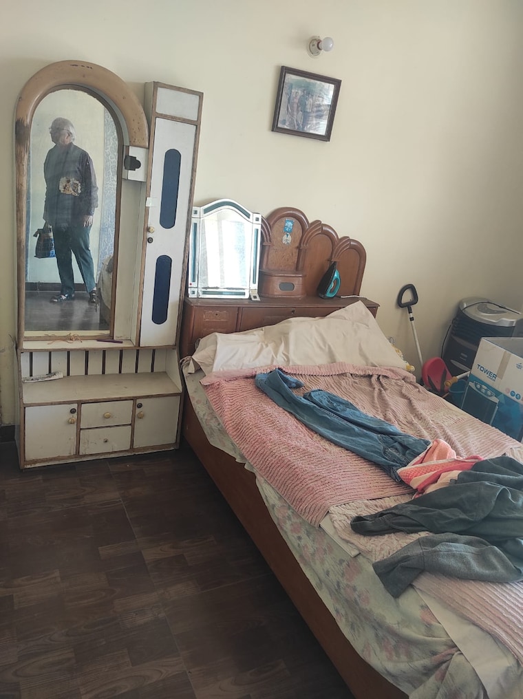 Bedroom, supertech-livingston 2 Bedroom 683 Sq.Ft. Apartment In Sain Vihar Ghaziabad 8908415