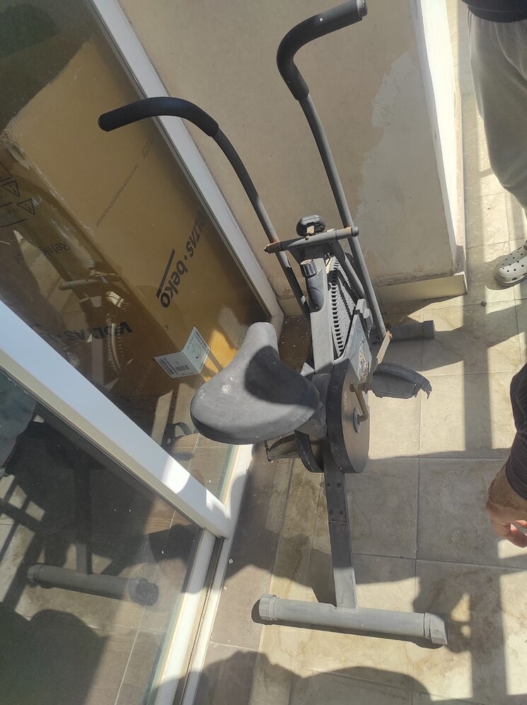 Gym, supertech-livingston 2 Bedroom 683 Sq.Ft. Apartment In Sain Vihar Ghaziabad 8908415