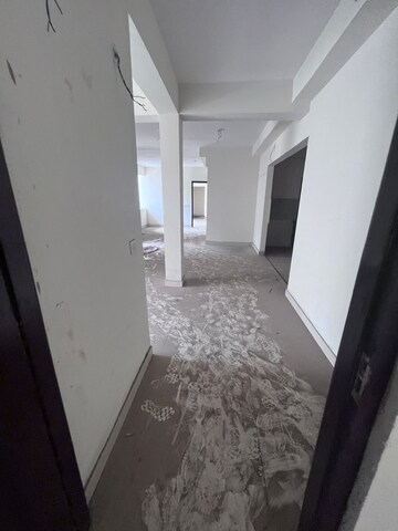 Building Lobby in 2 BHK Apartment at Amrapali Heartbeat City, Sector 107 – for Sale