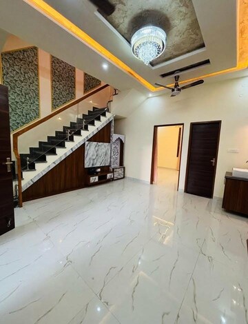 Kitchen in 4 BHK Builder Floor at Sector 35 – for Sale