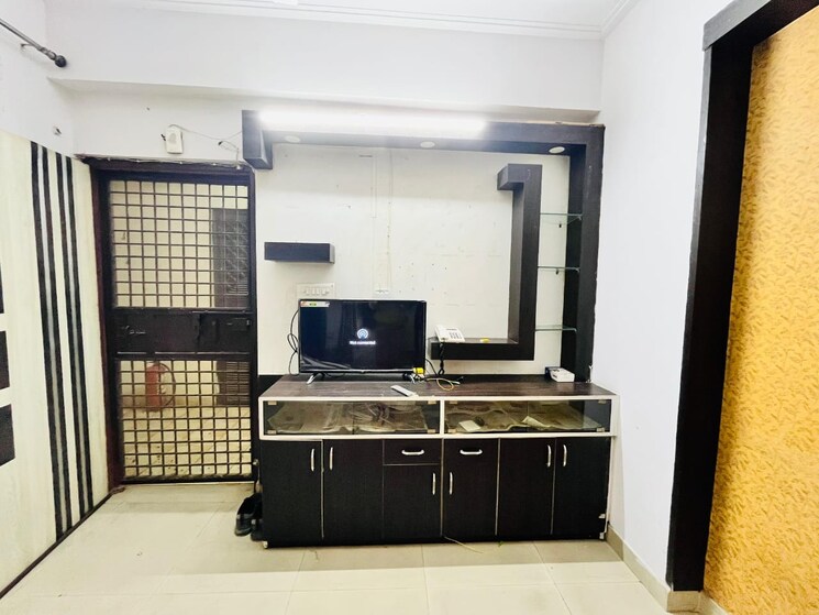 Room, mahagun-mascot 3 Bedroom 1550 Sq.Ft. Apartment In Sain Vihar Ghaziabad 8908530