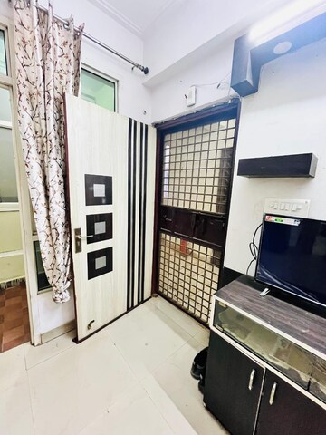 Room in 3 BHK Apartment at Mahagun Mascot, Sain Vihar – for Rent