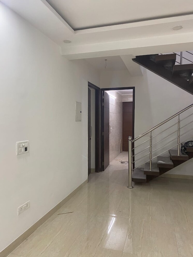 undefined, vasant kunj 4 Bedroom 2200 Sq.Ft. Apartment In Vasant Kunj Delhi 8908622