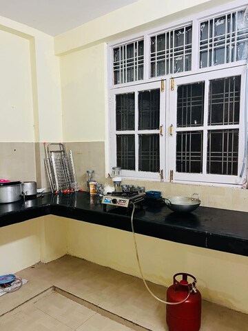 Kitchen in 3 BHK Apartment at Parsvnath Planet, Gomti Nagar – for Rent