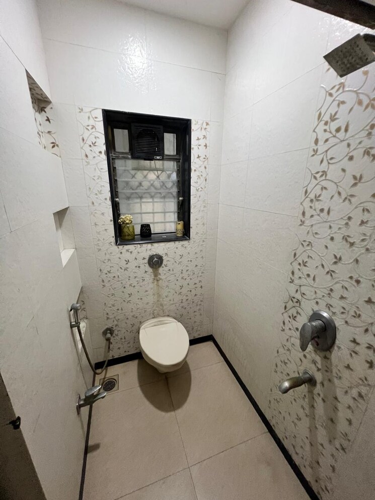 Bathroom, deonar 3 Bedroom 1495 Sq.Ft. Apartment In Deonar Mumbai 8908615