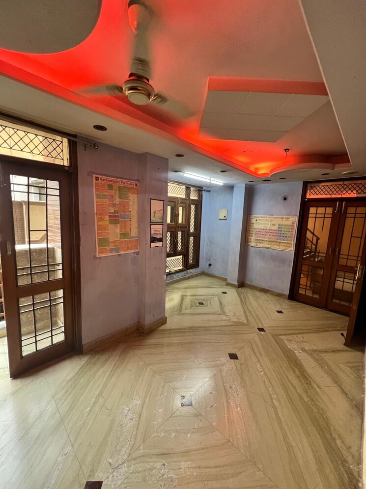 Bedroom, raj nagar 2 Bedroom 110 Sq.Yd. Builder Floor In Raj Nagar Delhi 8908356